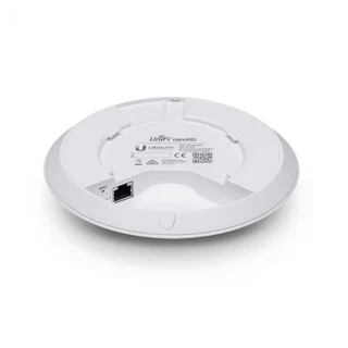 Купить UniFi AP NanoHD [UAP-nanoHD] Ubiquiti точка доступа 2.4+5 ГГц, ac Wave2, 4х4 MU-MIMO, 802.3af, 1х 1G Ethernet {10} (025041) (024204)